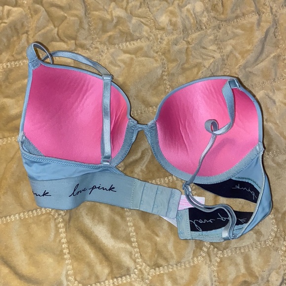 VS Pink Bra - Picture 2 of 3